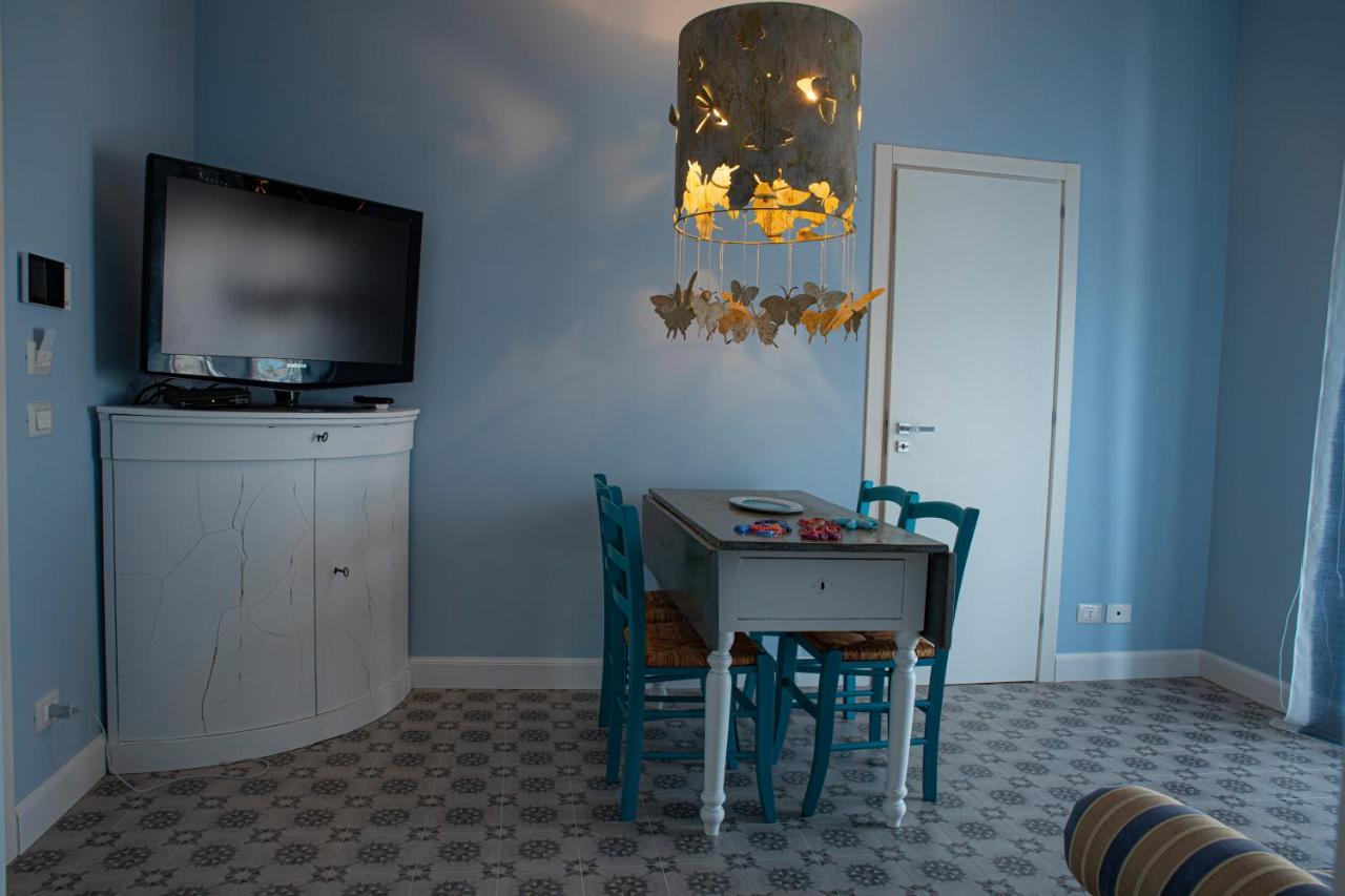 Sotto Il Faro Apartment Torre Canne Exterior photo