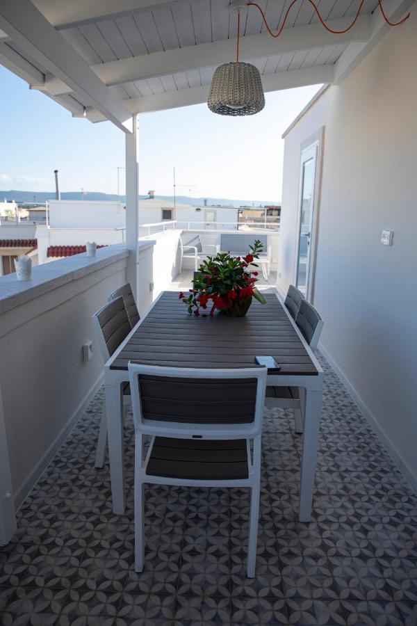 Sotto Il Faro Apartment Torre Canne Exterior photo