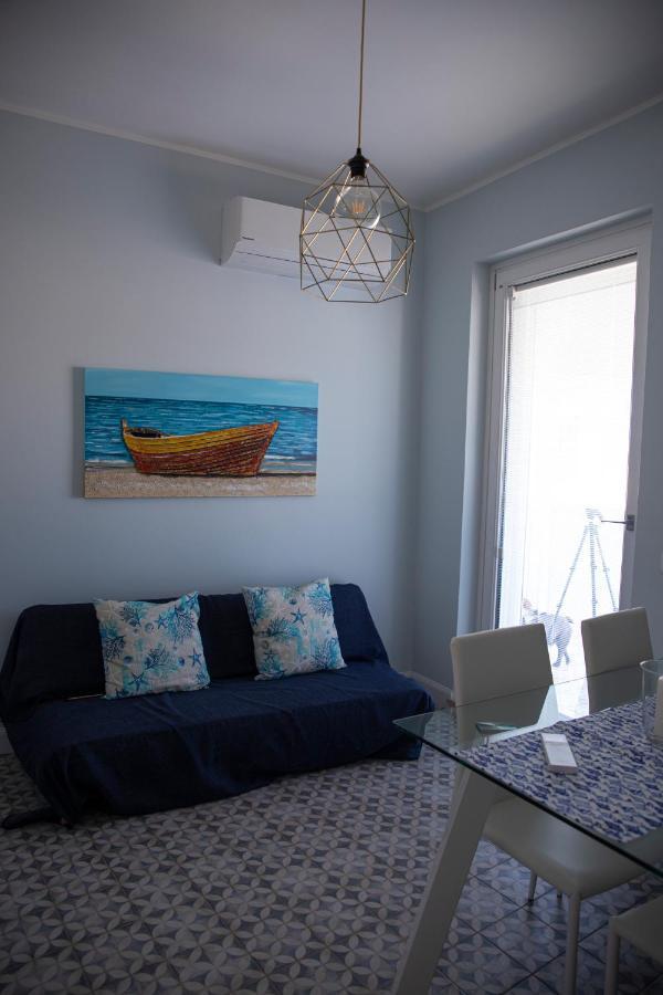 Sotto Il Faro Apartment Torre Canne Exterior photo